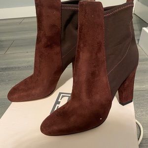 Ivanka Trump brown Ankle booties